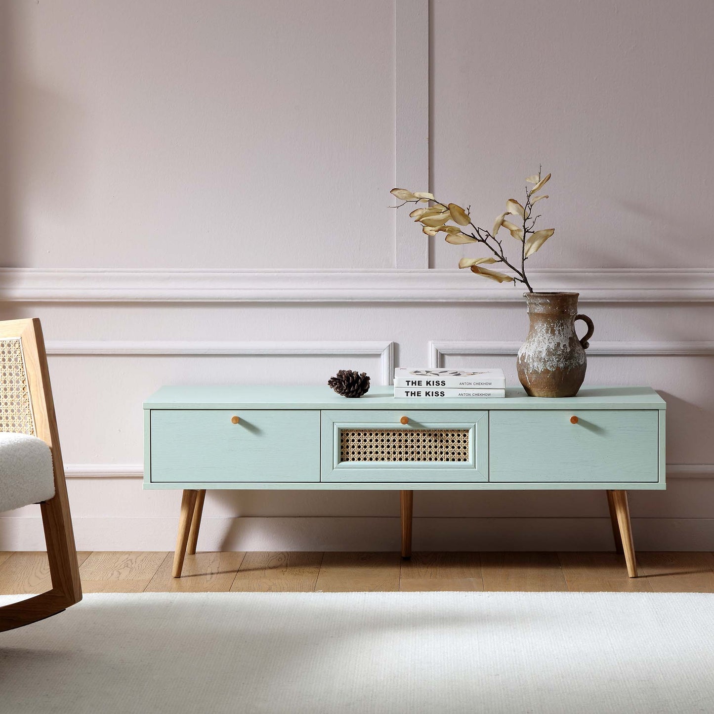 Meuble TV Anya en rotin tressé à 3 tiroirs, menthe