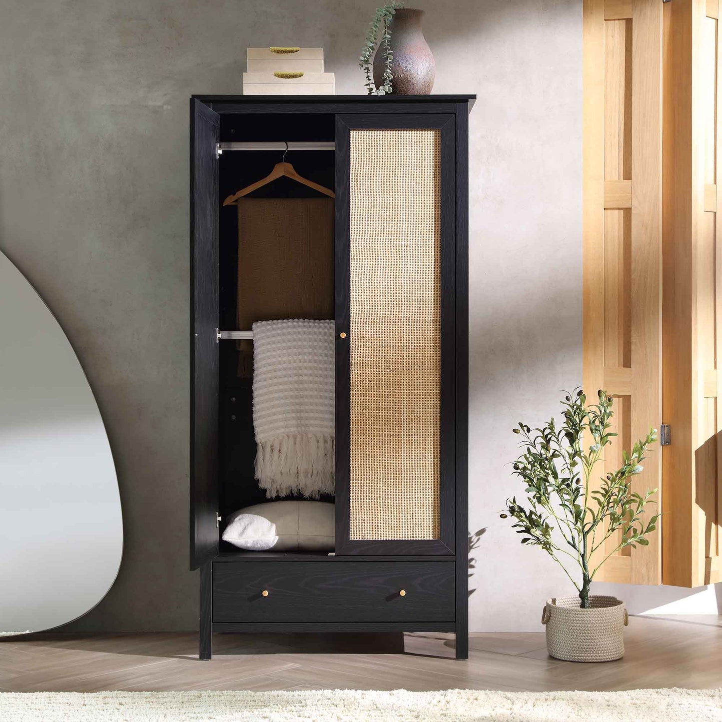 Armoire double en rotin Frances avec 1 tiroir, noire