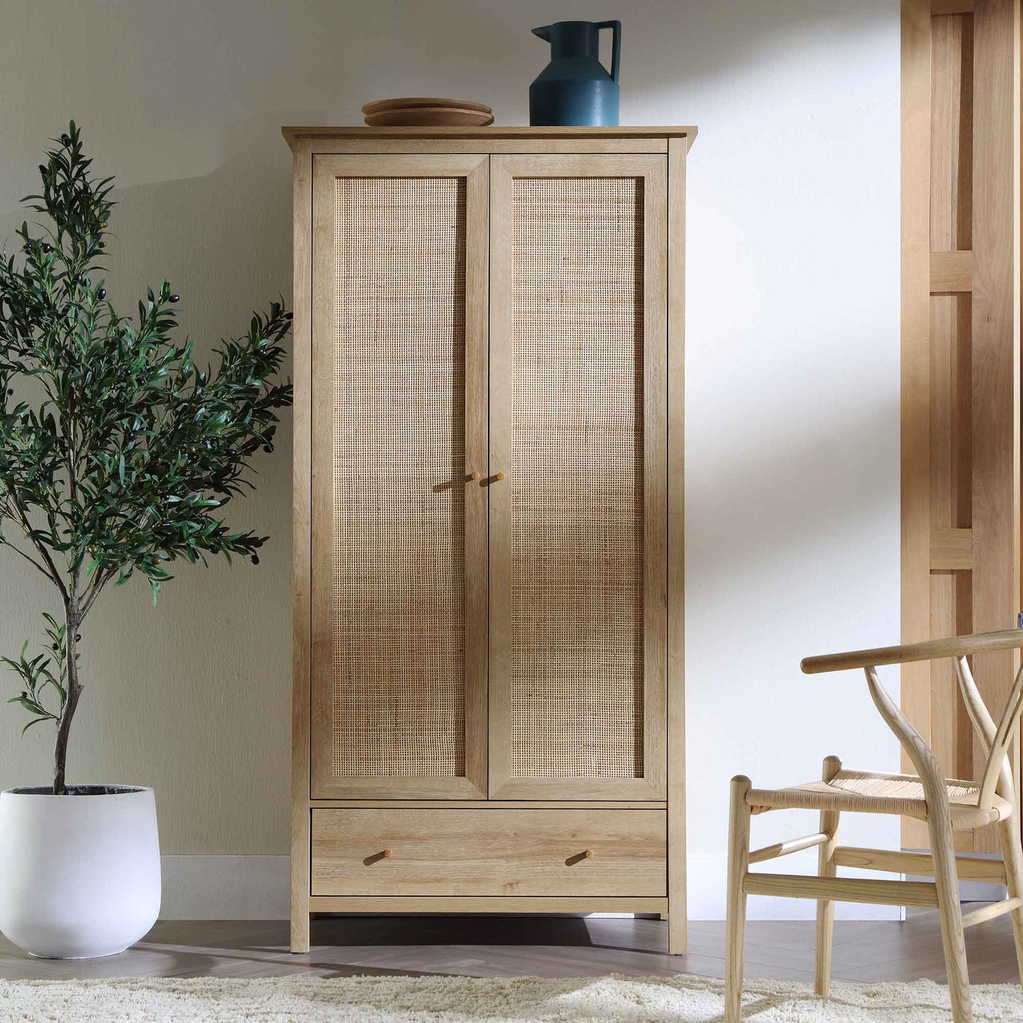 Armoire double en rotin Frances avec 1 tiroir, naturel