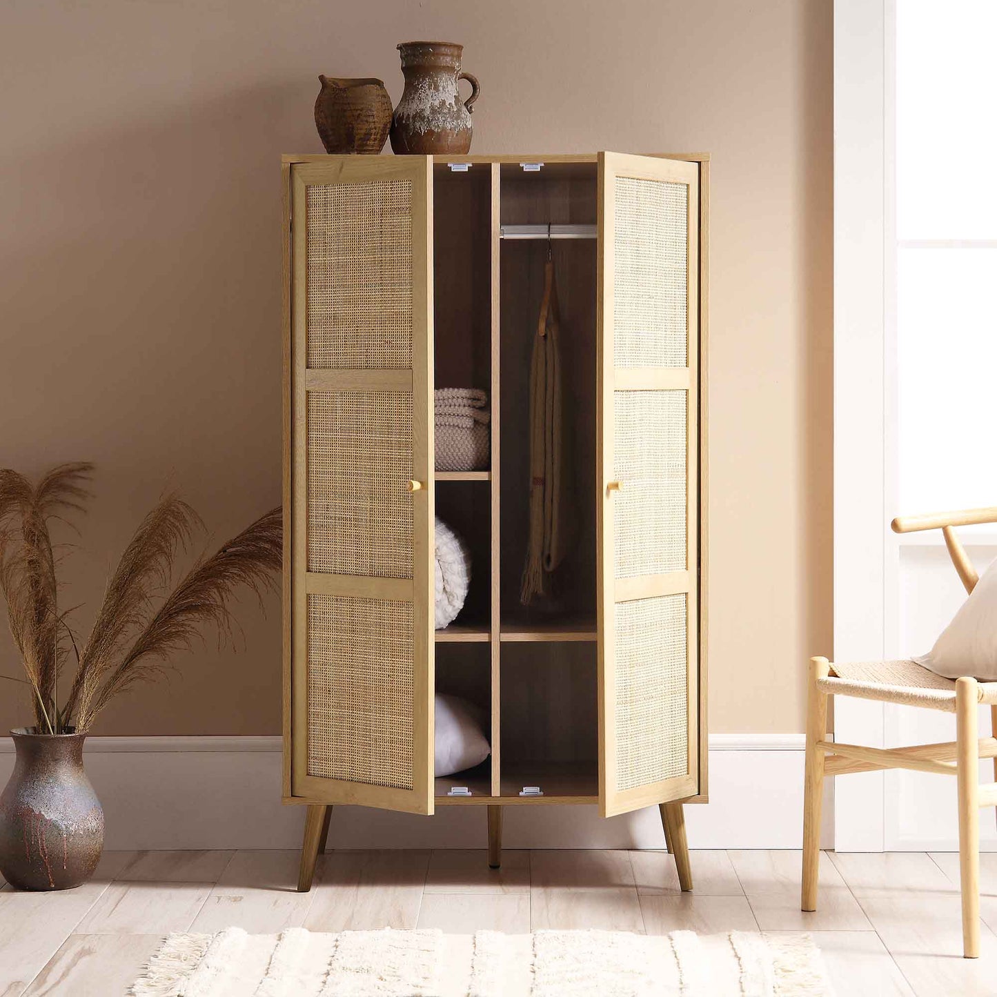 Armoire double compacte en rotin tressé Frances, naturel