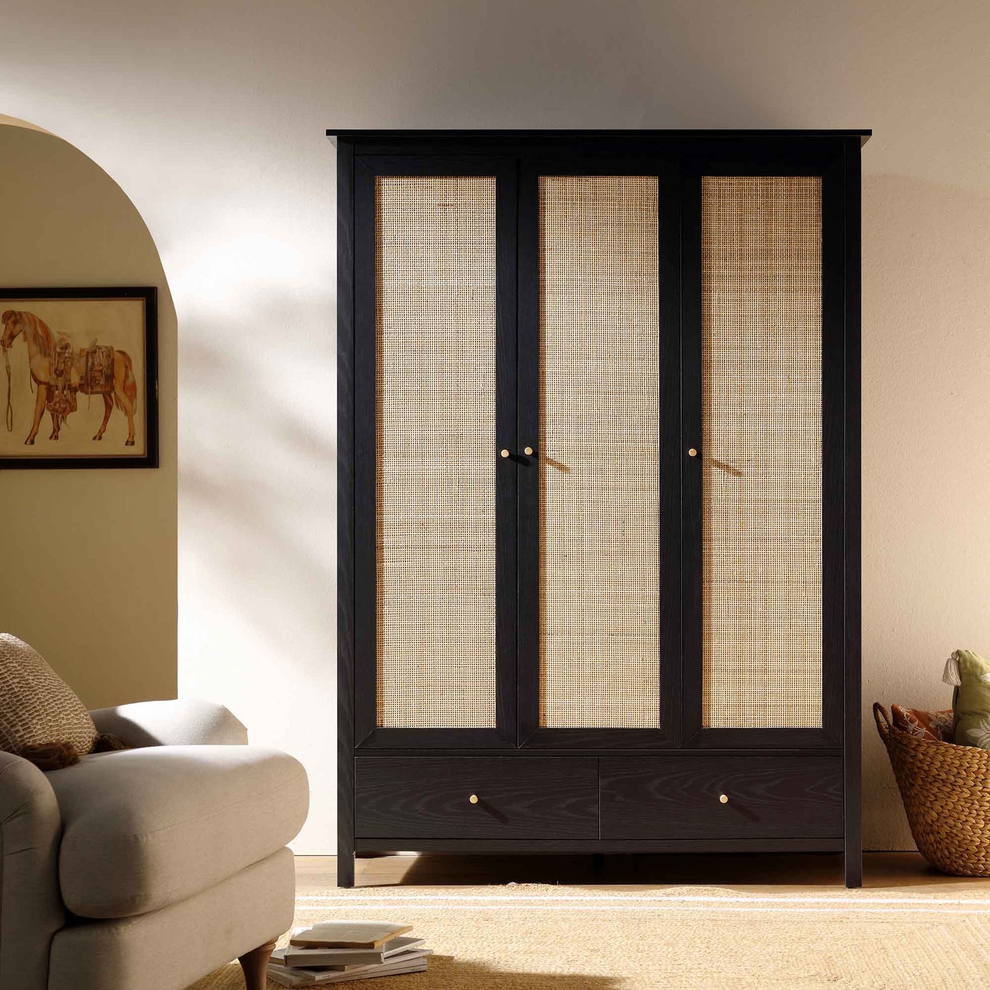 Armoire triple en rotin Frances avec 2 tiroirs, noire