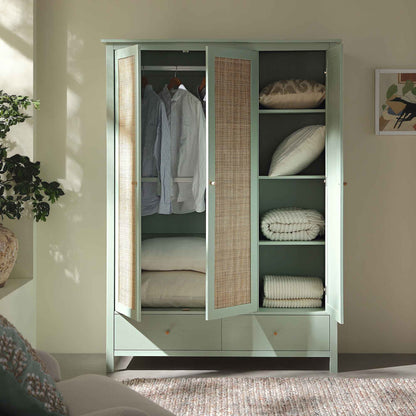 Armoire triple en rotin Frances avec 2 tiroirs, menthe