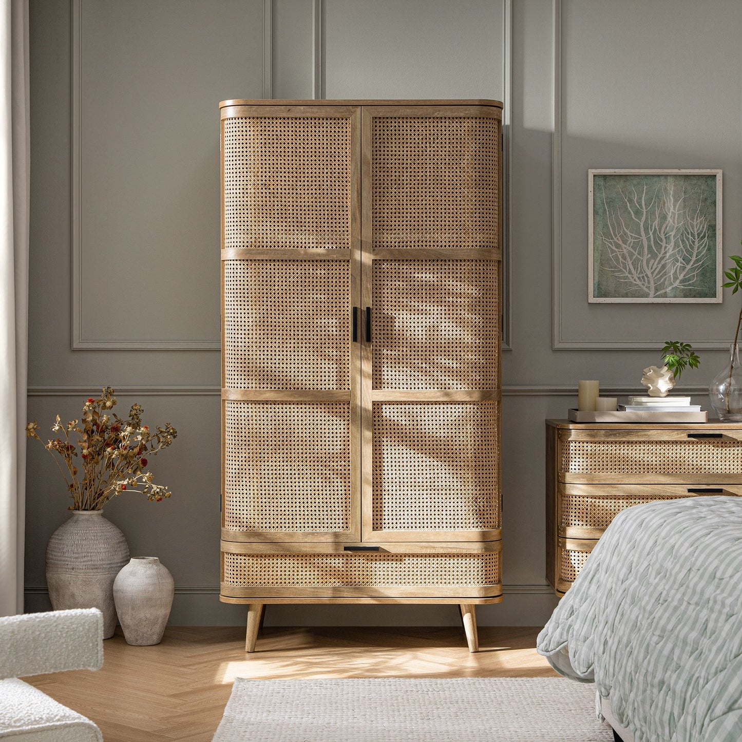 Armoire double en rotin courbé Izzy, naturel