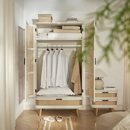 Armoire double courbée en rotin Izzy, blanche