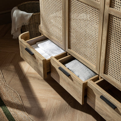 Armoire triple en rotin courbé Izzy, naturel