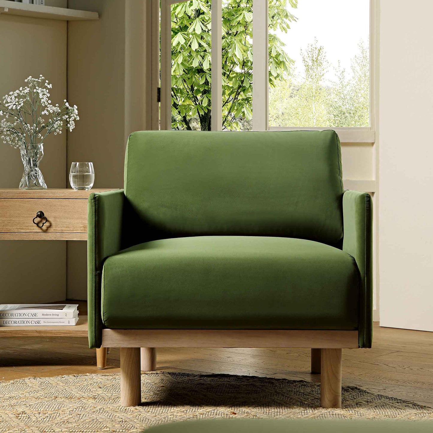 Fauteuil en velours vert fougère Timber