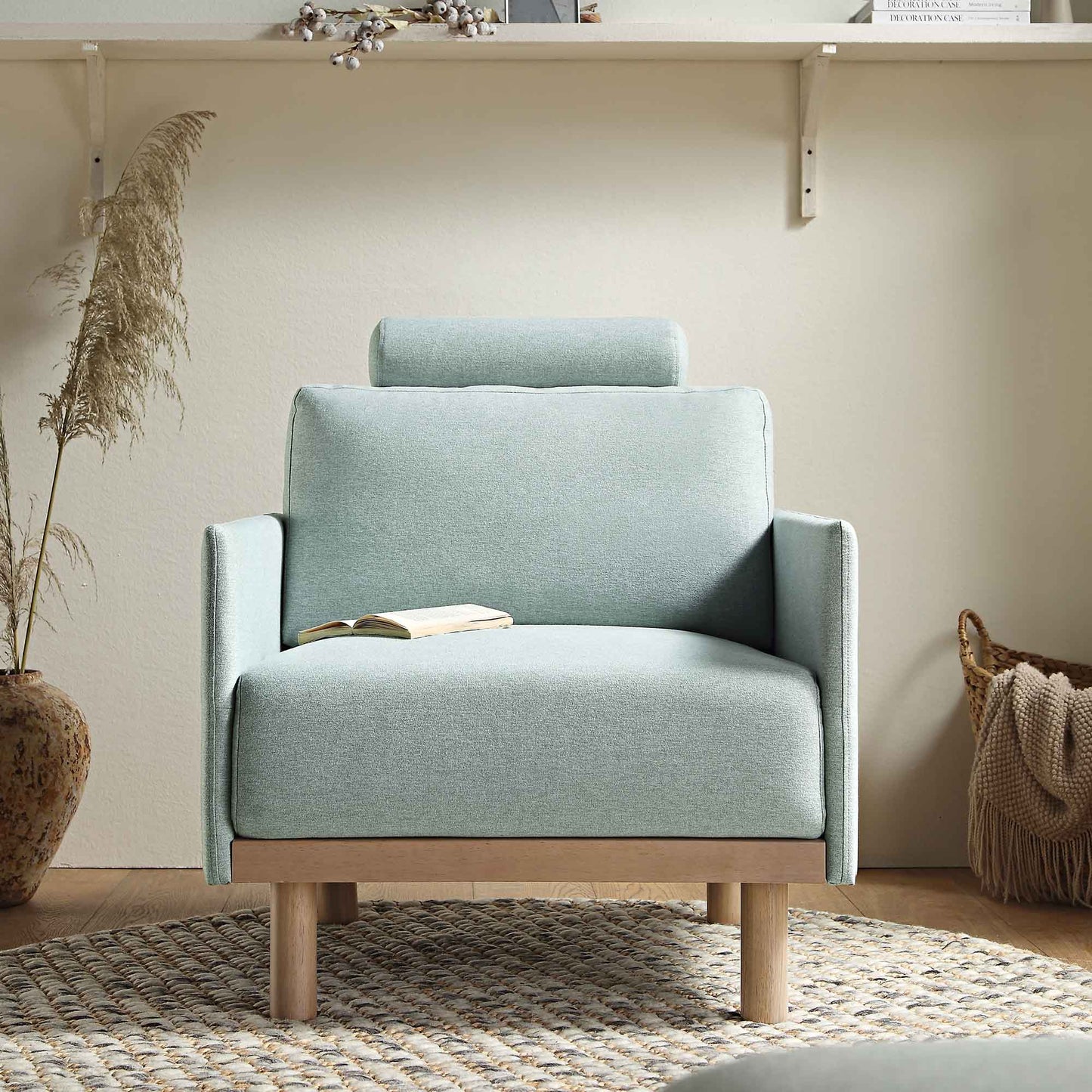 Fauteuil en tissu vert sauge Timber