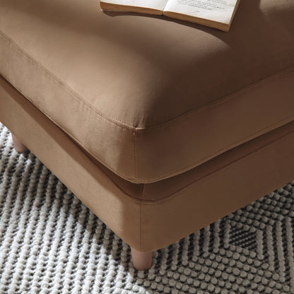 Canapé et repose-pieds en velours camel Daphnis
