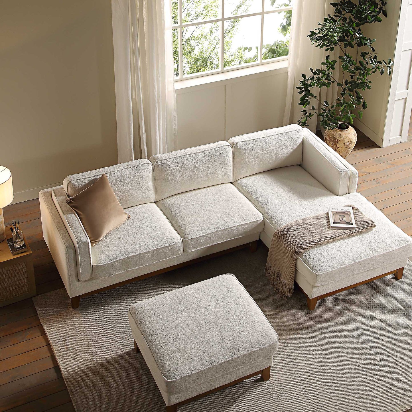 Canapé Dipley en tissu bouclé beige, canapé Grande Chaise, orientation droite