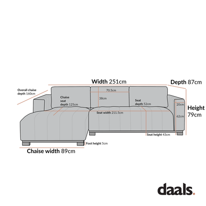 Canapé Belsize beige bouclé avec base en bois, grande méridienne orientée vers la gauche