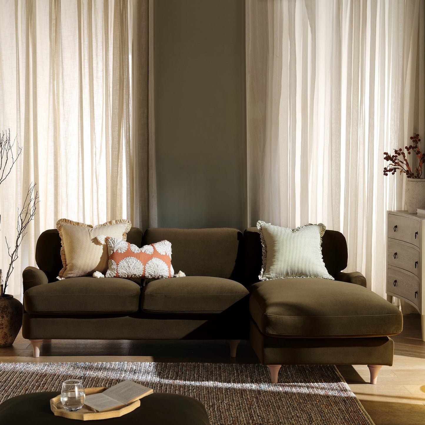 Canapé Daphnis en velours d'algues, Grande Chaise Longue orientée à droite