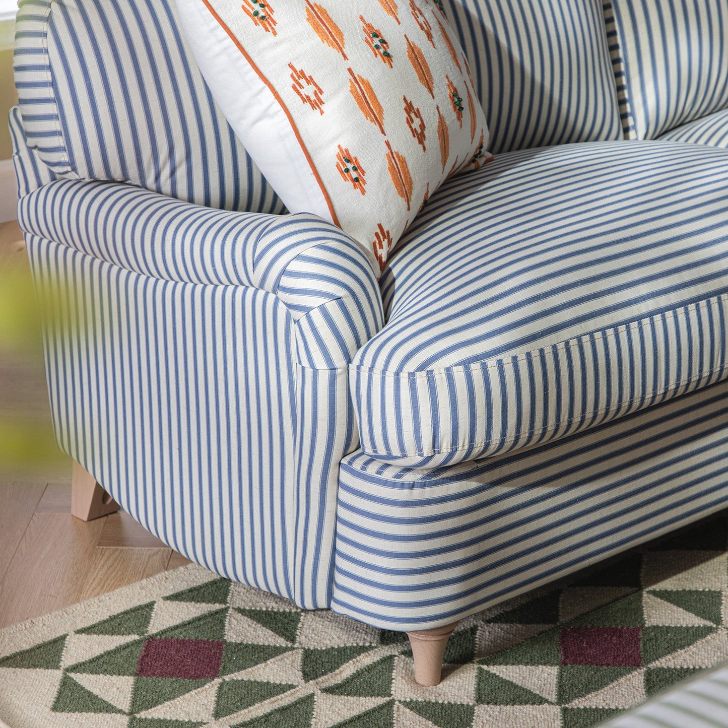 Canapé-lit 3 places Daphnis en lin mélangé à rayures bleues