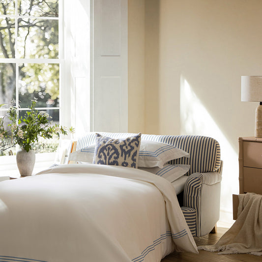 Canapé-lit et causeuse en tissu mélangé de lin à rayures bleues Daphnis