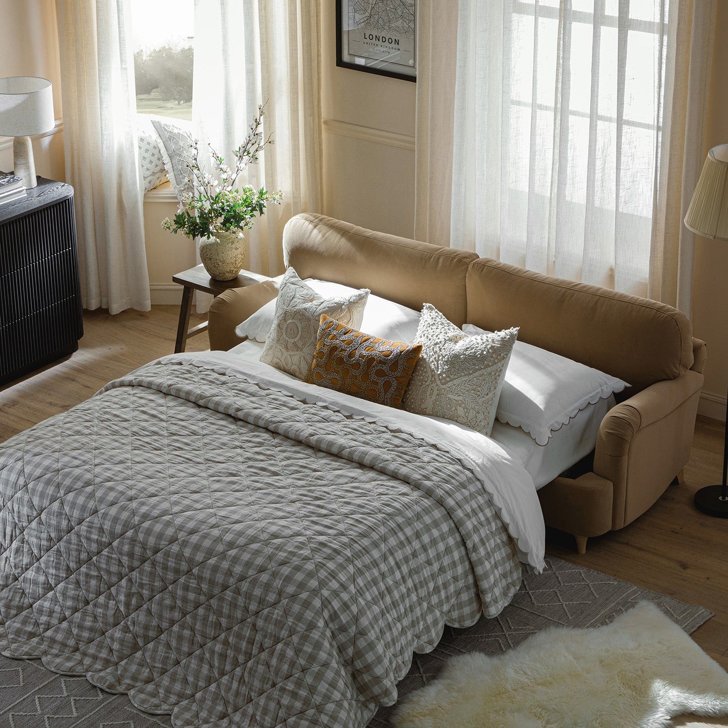 Canapé-lit 3 places Daphnis en velours camel