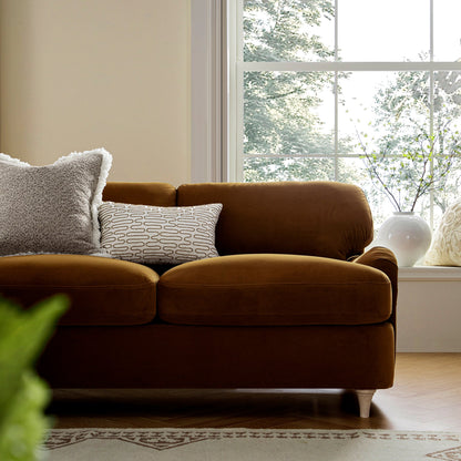 Canapé-lit en velours Daphnis Cinnamon, grande méridienne orientée à gauche