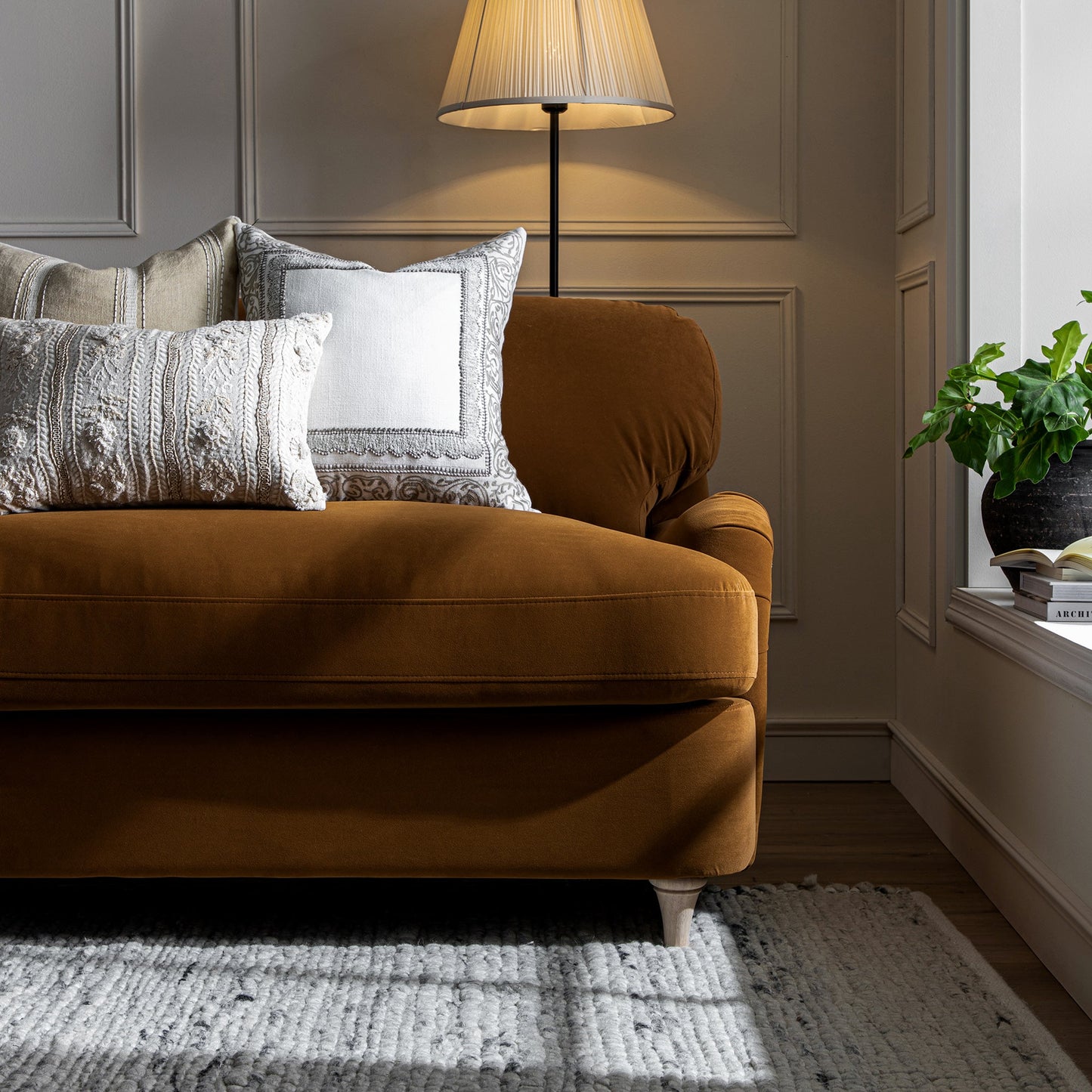 Canapé-lit en velours cannelle Daphnis, causeuse