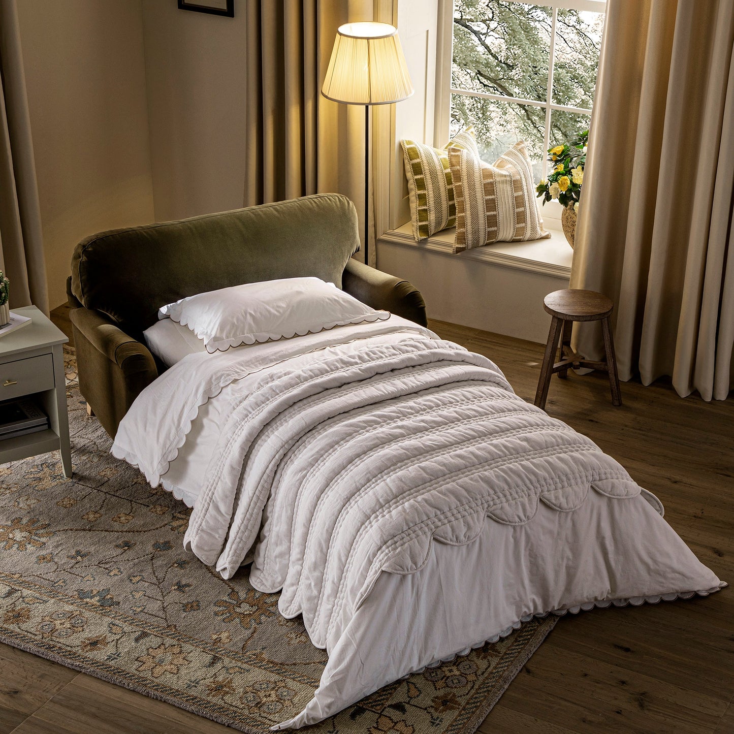 Canapé-lit en velours d'algues Daphnis, causeuse