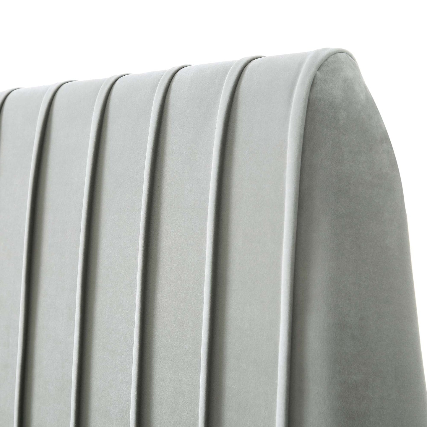 Lit coffre ottoman plissé Helia, velours gris argenté