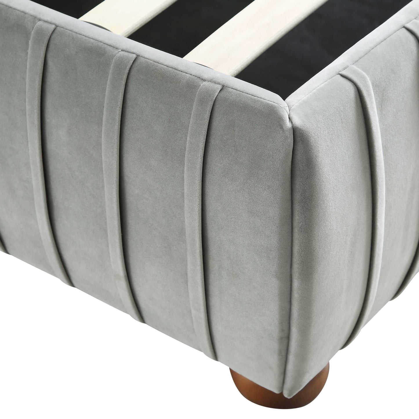 Lit coffre ottoman plissé Helia, velours gris argenté