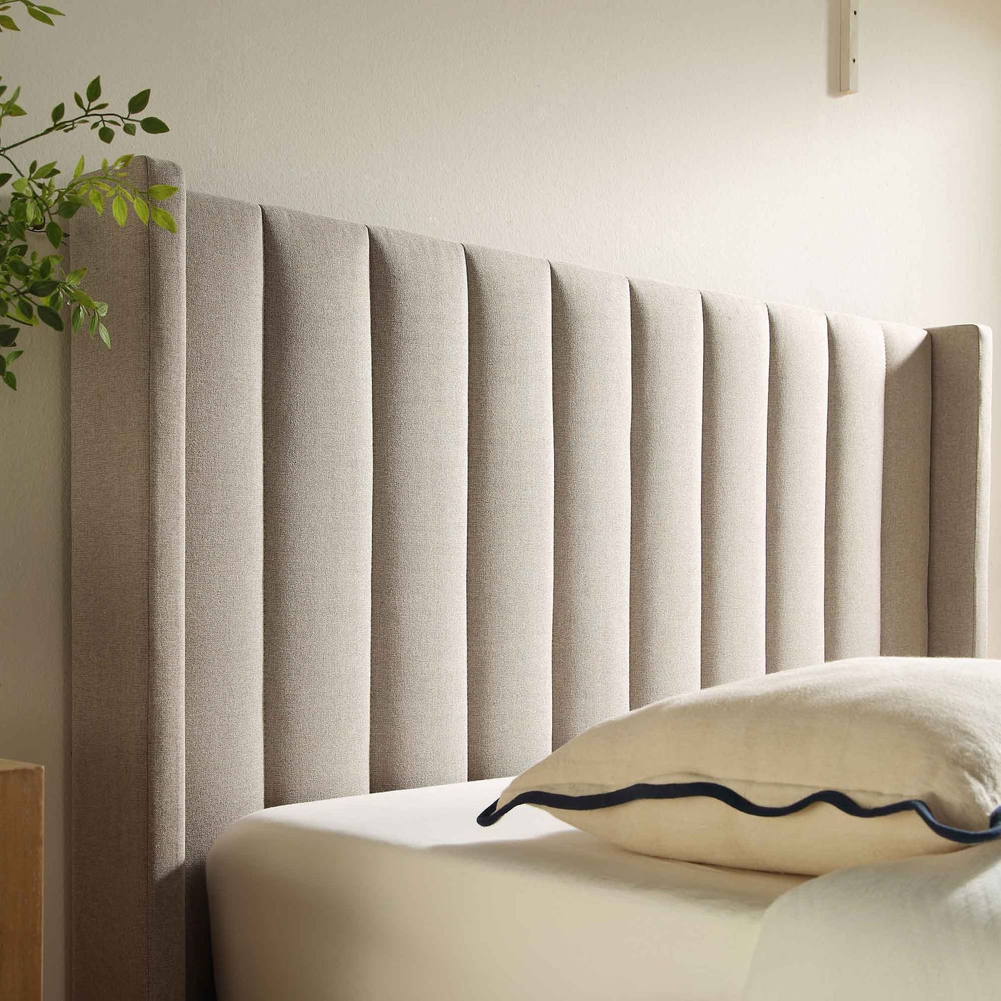 Lit TV ottoman en tissu Wilton Warm Stone