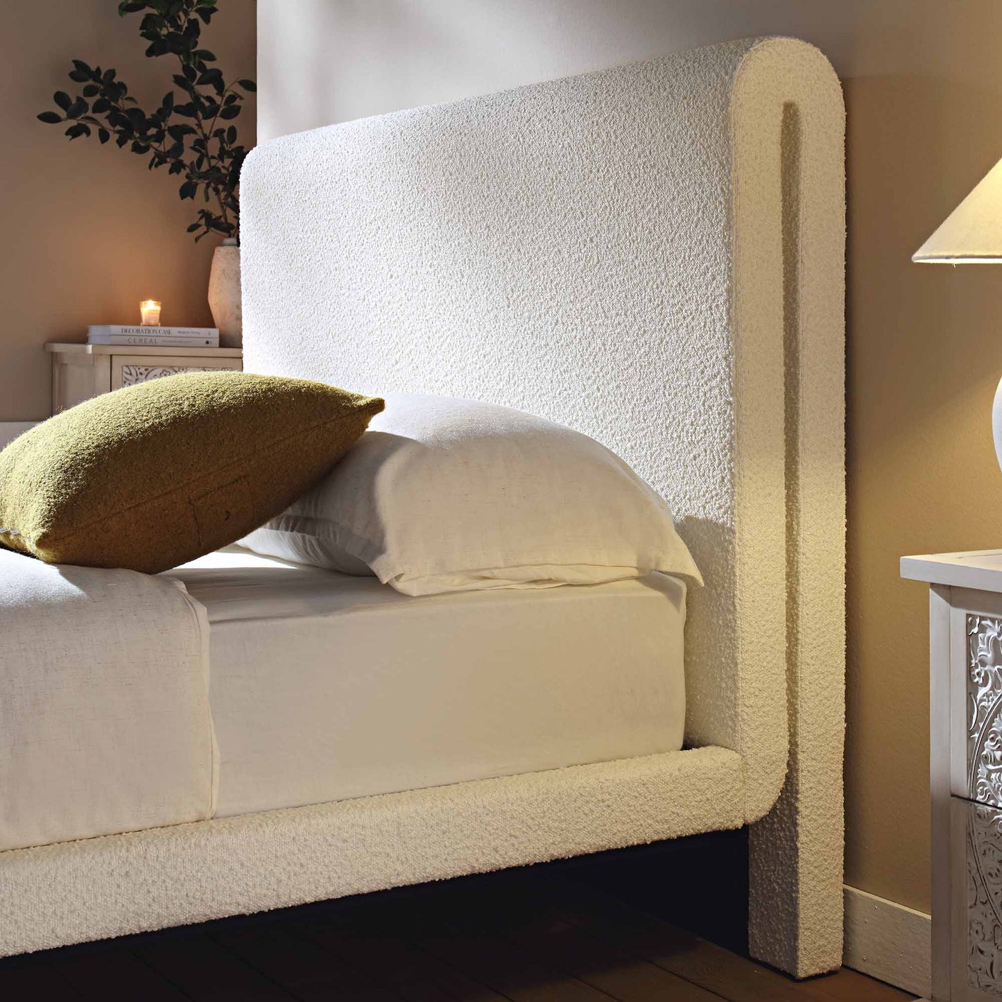 Lit incurvé Hampstead Ecru Boucle