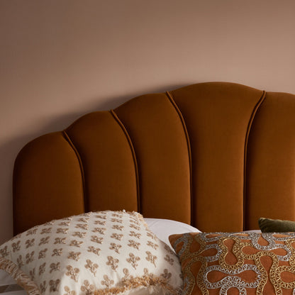 Lit coffre ottoman Hana, velours cannelle