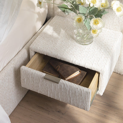 Lit coffre ottoman surdimensionné Tremezzo, tissu texturé beige