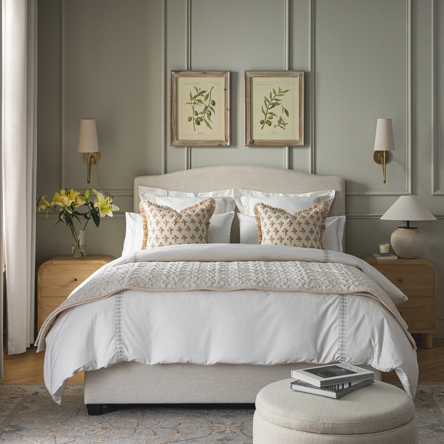 Lit ottoman de rangement rembourré Chilworth, tissu tissé ivoire