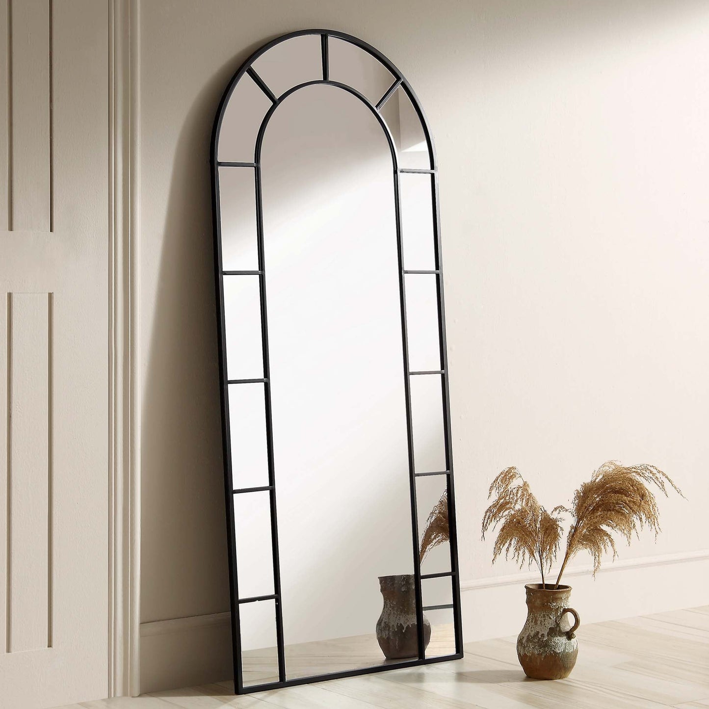 Miroir arqué Beaumont avec cadre en métal, 178 x 76 cm, noir