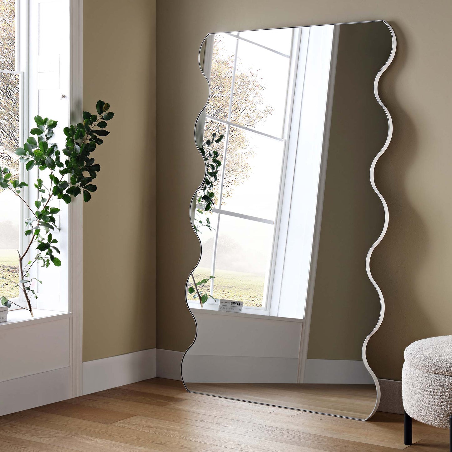 Miroir pleine longueur incurvé Luisa Wavy 180 x 110 cm, blanc