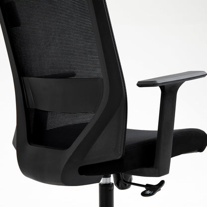 Chaise de bureau Joni à dossier haut en maille avec appui-tête en noir