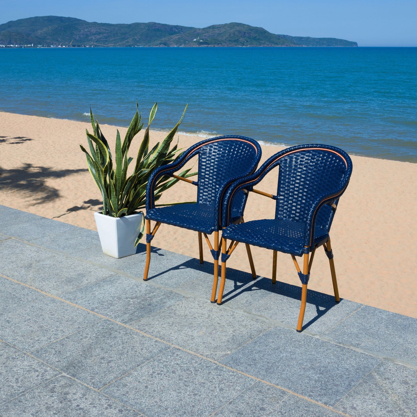 Fauteuil Doreth de SAFAVIEH (lot de 2) - 23 cm (L) x 36 cm (P) x 25 cm (H)