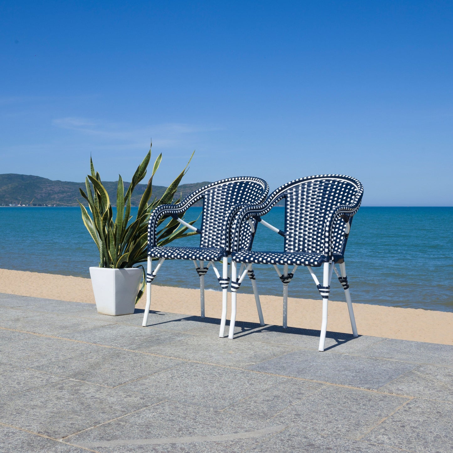 Fauteuil Doreth de SAFAVIEH (lot de 2) - 23 cm (L) x 36 cm (P) x 25 cm (H)