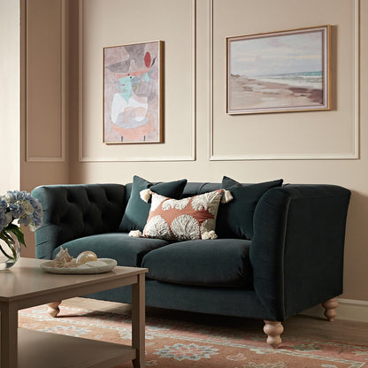 Canapé 2 places Ashby Chesterfield, velours bleu égéen