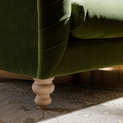 Causeuse Ashby Chesterfield, velours vert fougère