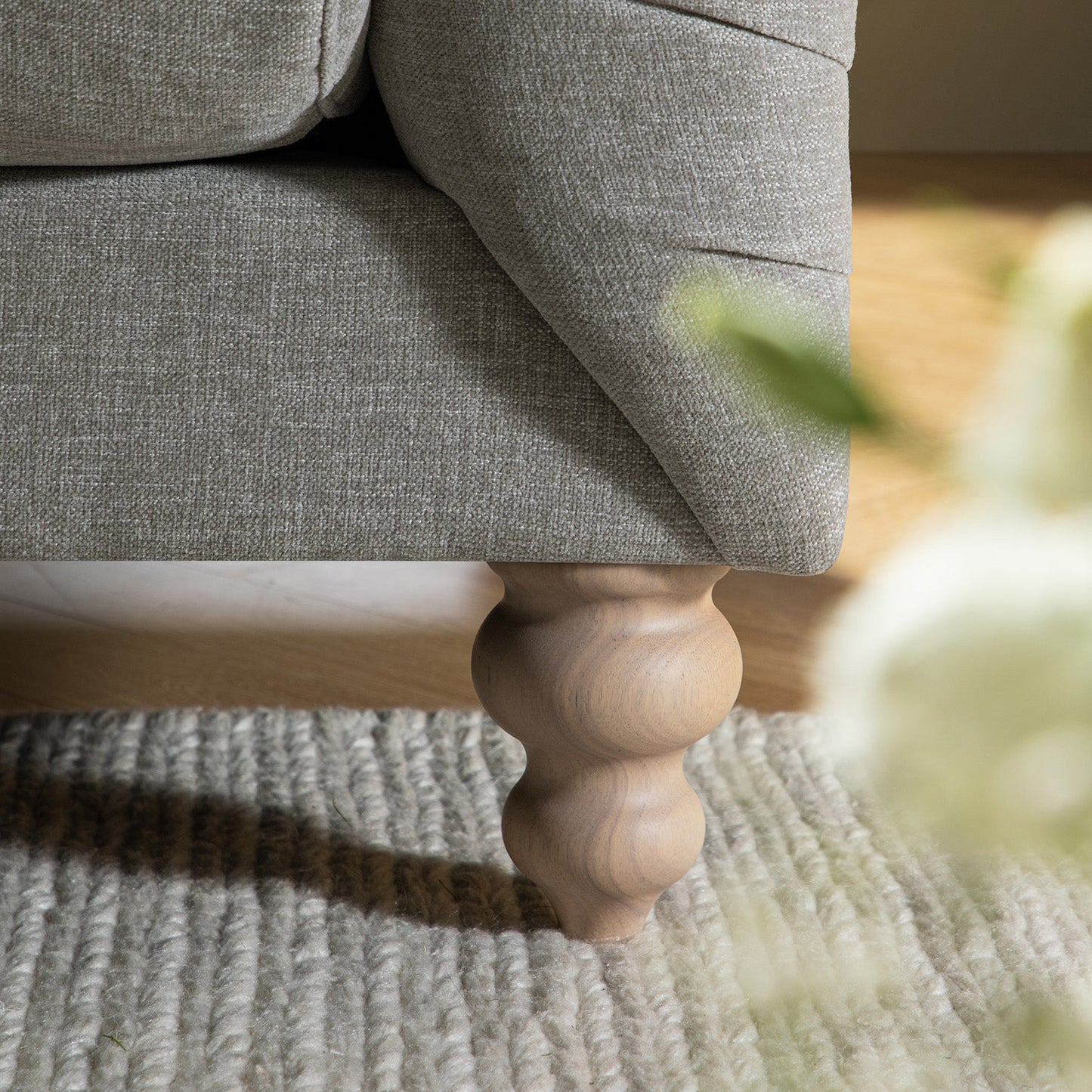Canapé 2 places Ashby Chesterfield, chenille gris brume