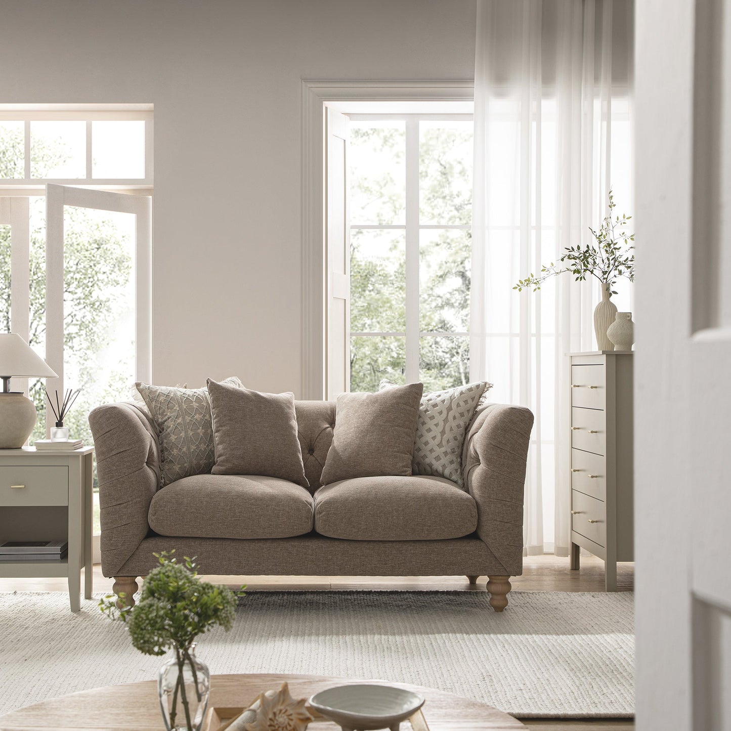 Canapé 2 places Ashby Chesterfield, chenille taupe