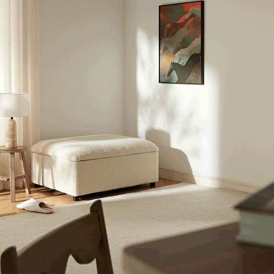 Lit simple pliant Magda dans un pouf, beige bouclé