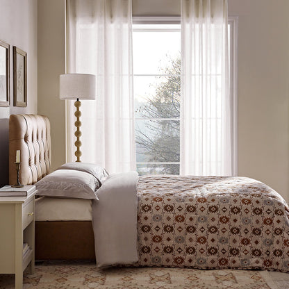 Petit lit double rabattable Portland avec boutons, ottoman, simili-daim beige