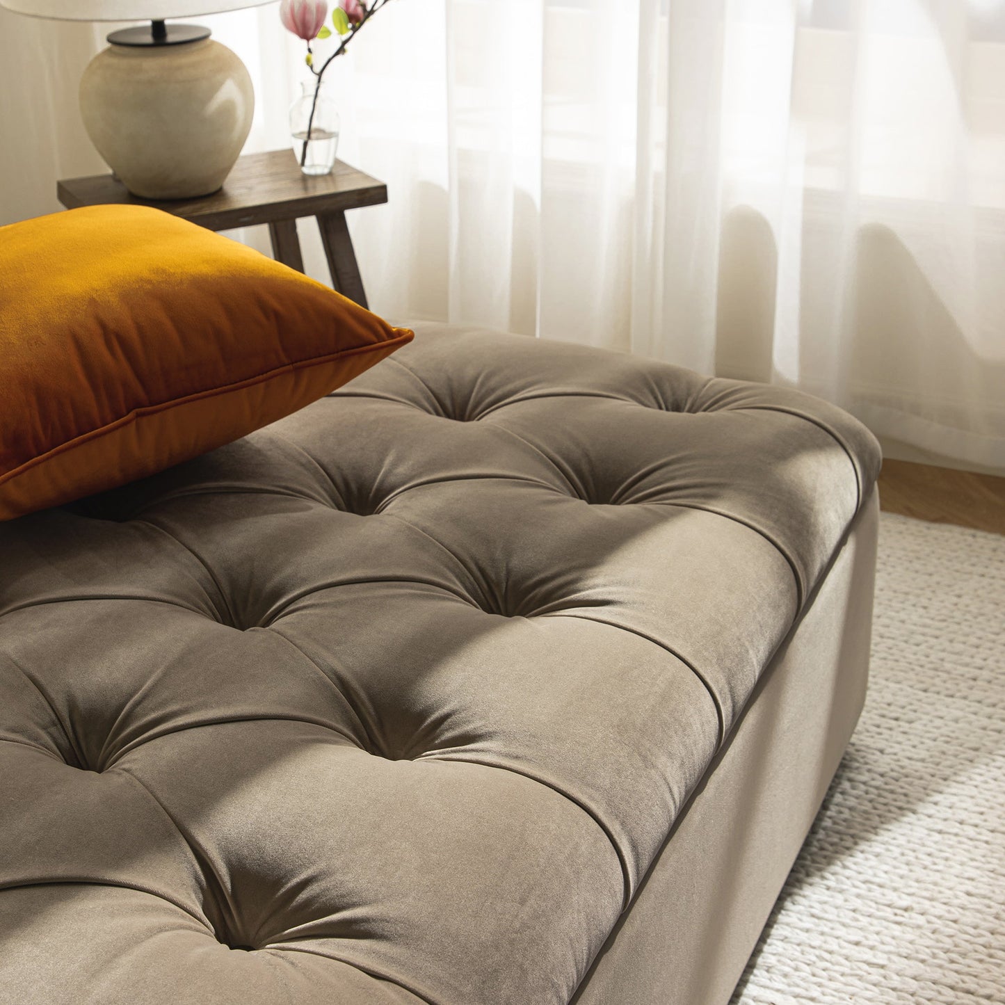 Petit lit double rabattable Portland avec boutons, ottoman, velours vison