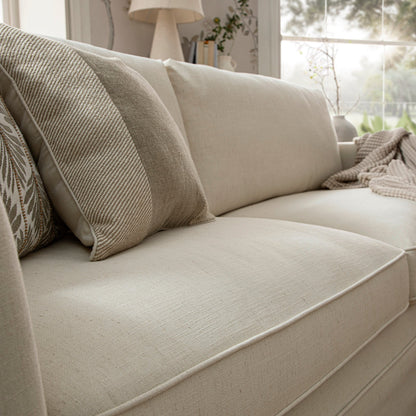 Grand canapé 3 places Fitz avec jupe, mélange de lin couleur avoine