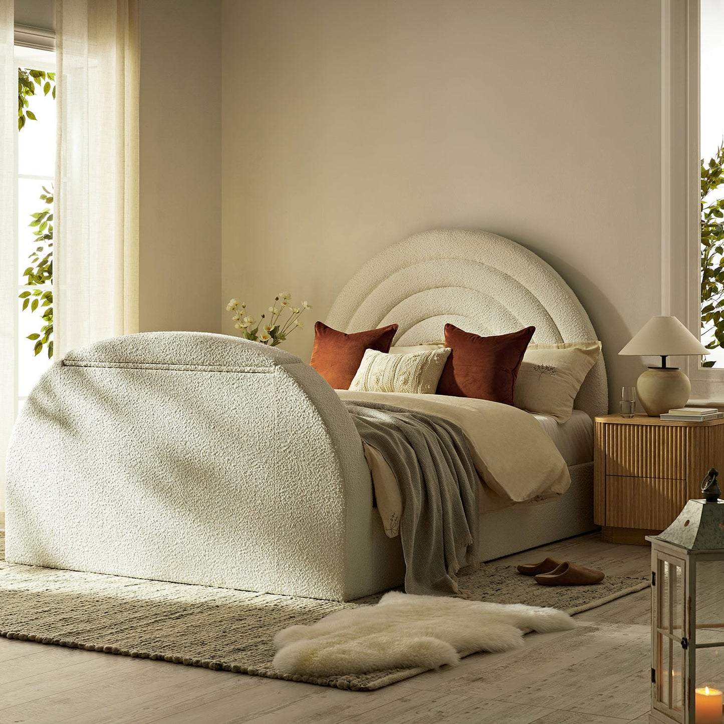 Lit TV ottoman Archer White Boucle