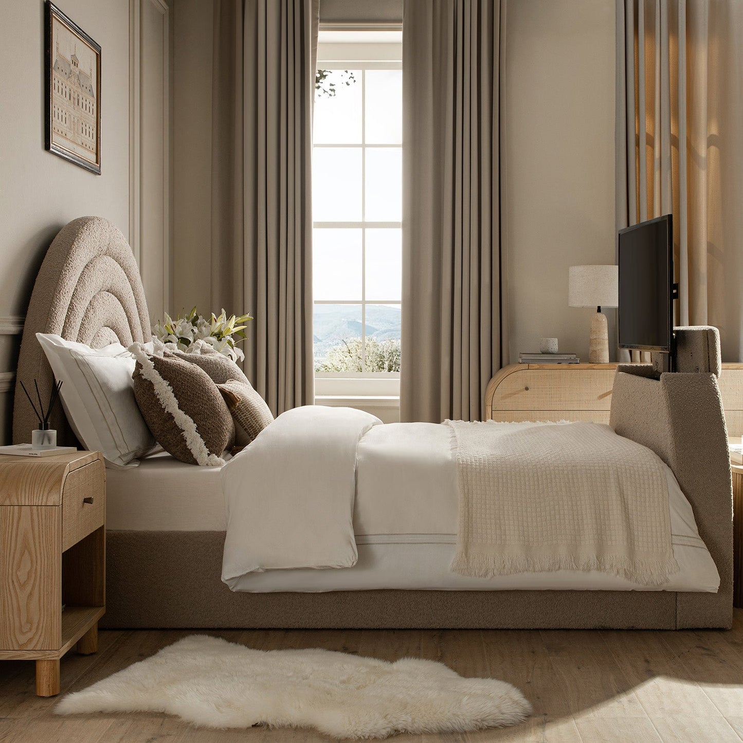 Lit TV ottoman Archer Taupe Boucle