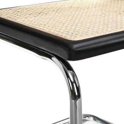 Paire de chaises de salle à manger Rayna en hêtre massif avec accoudoirs, rotin naturel et chrome (noir)