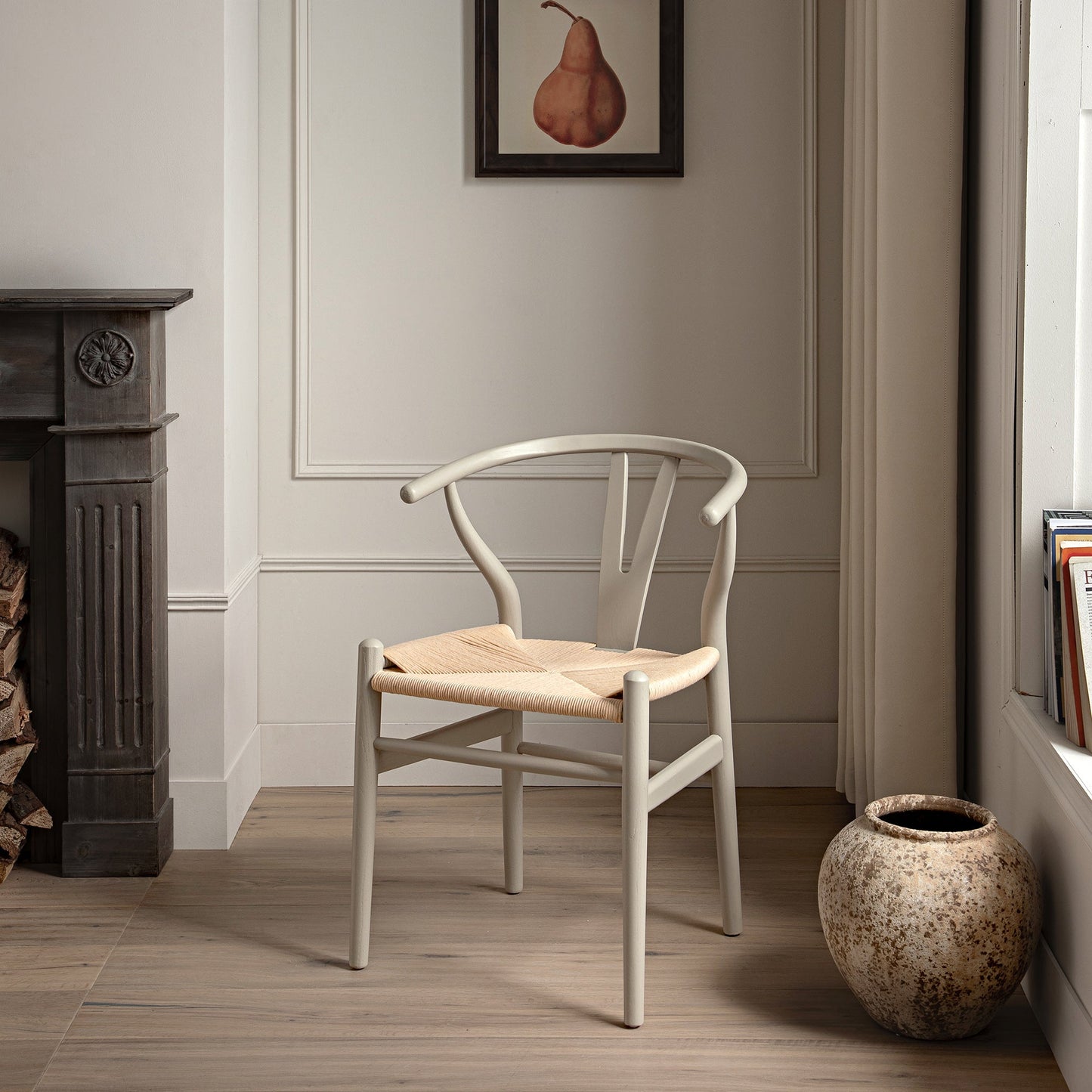 Chaise de salle à manger Hansel en bois tressé naturel, cadre couleur taupe clair