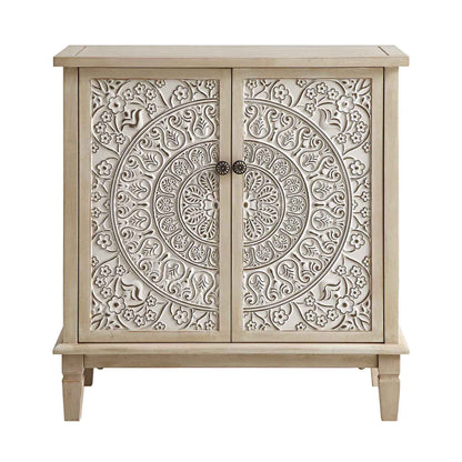 Petit buffet sculpté blanchi à la chaux de Chantilly