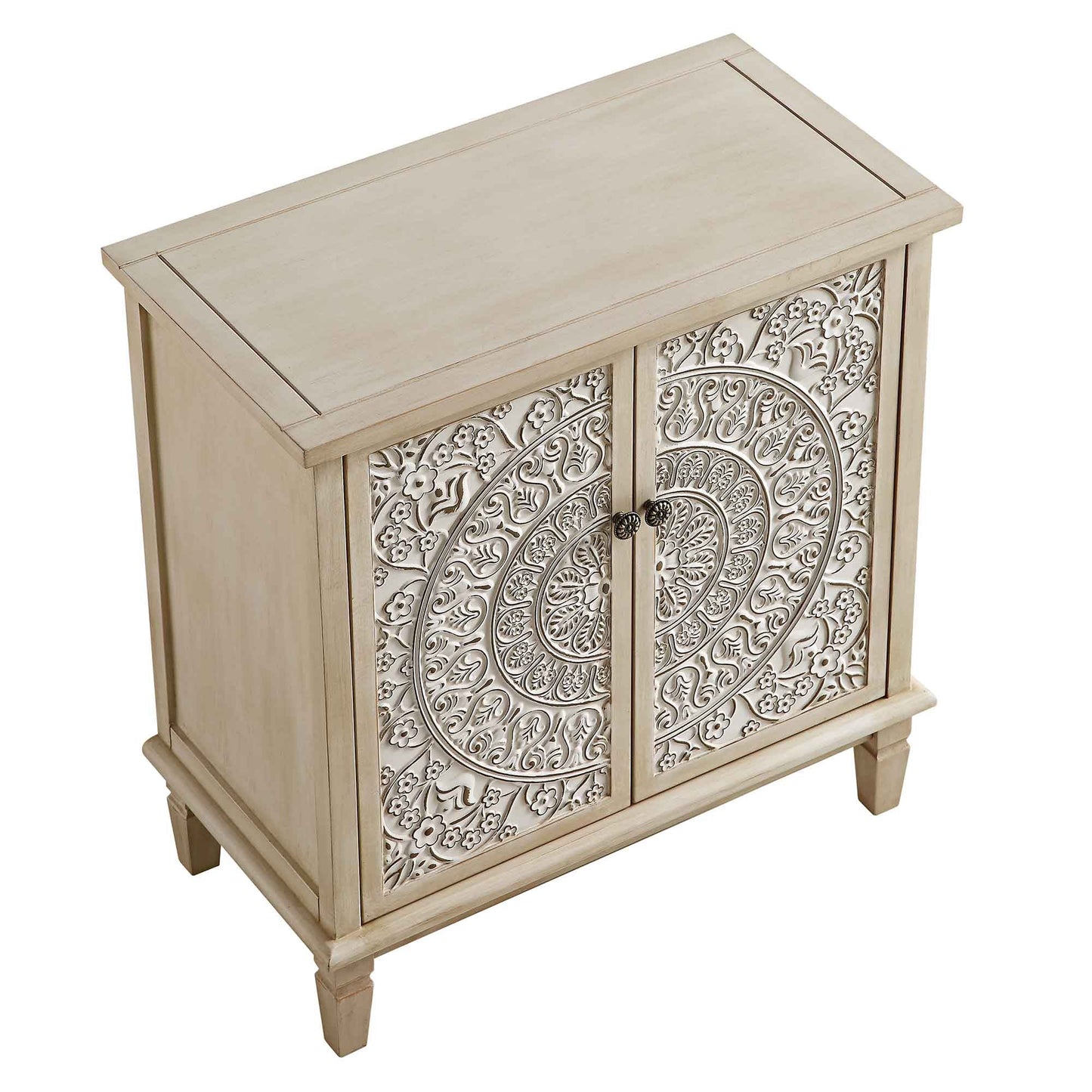 Petit buffet sculpté blanchi à la chaux de Chantilly