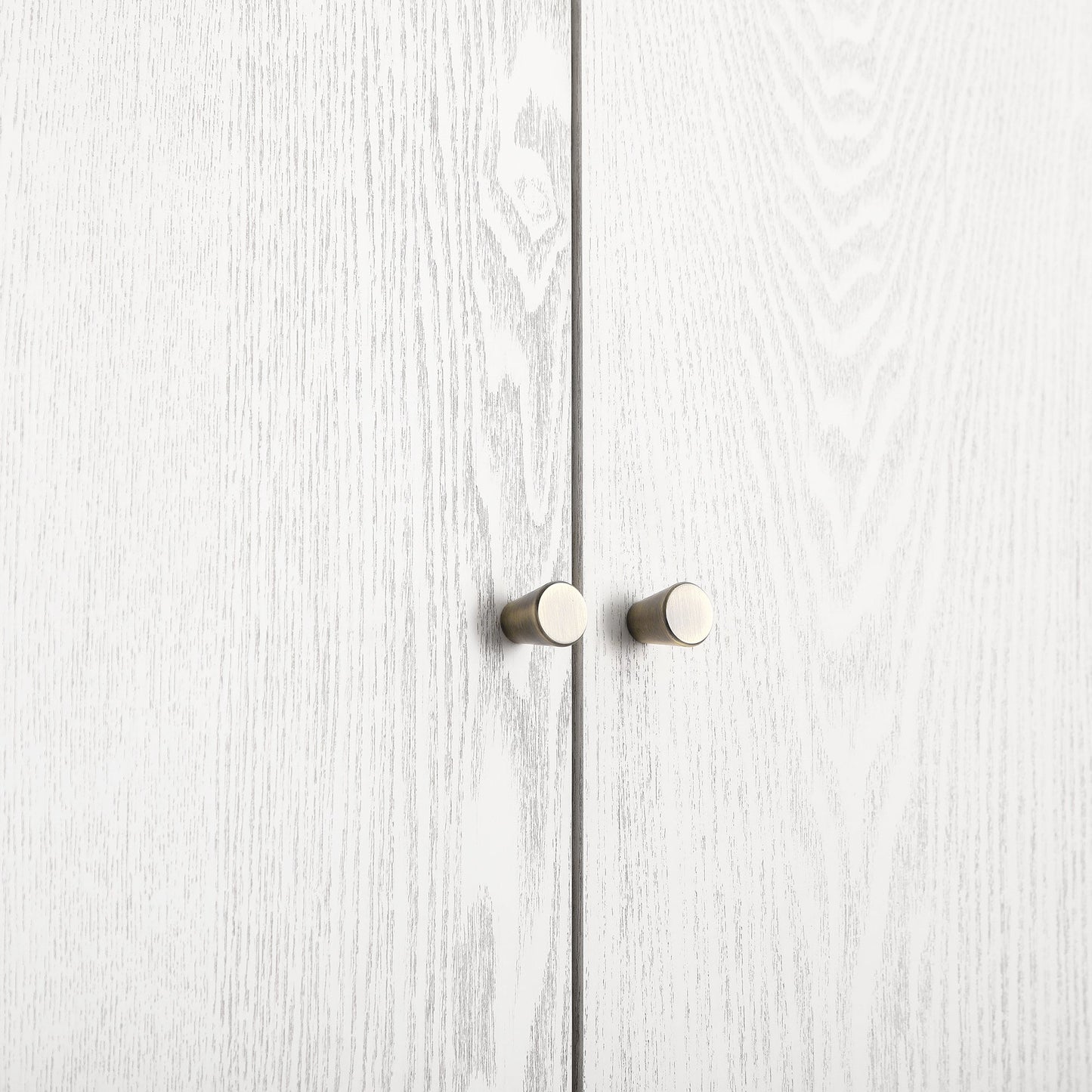 Grand meuble de rangement Maude, frêne blanc lavé