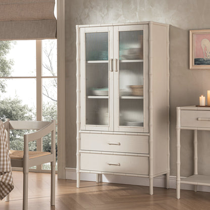 Armoire 2 portes Elstowe en imitation bambou et verre cannelé, blanc ombré