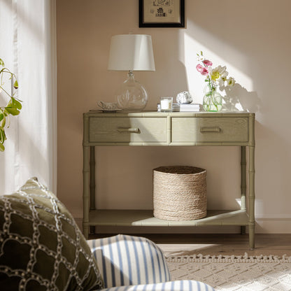 Console 2 tiroirs Elstowe en imitation bambou, vert sauge